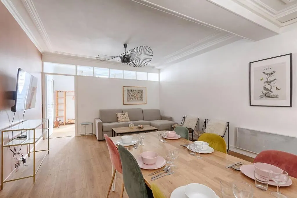 Louvre Montorgueuil Historical Center 3br-8p Paris