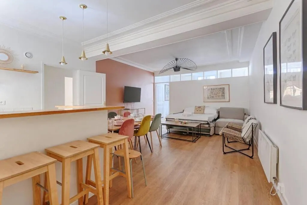Apartment Louvre Montorgueuil Historical Center 3br-8p *